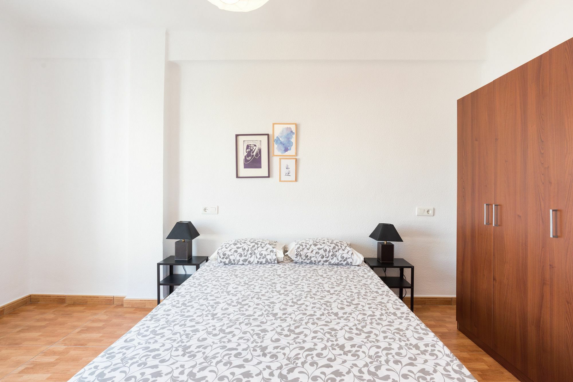 Apartament Tres Soles
